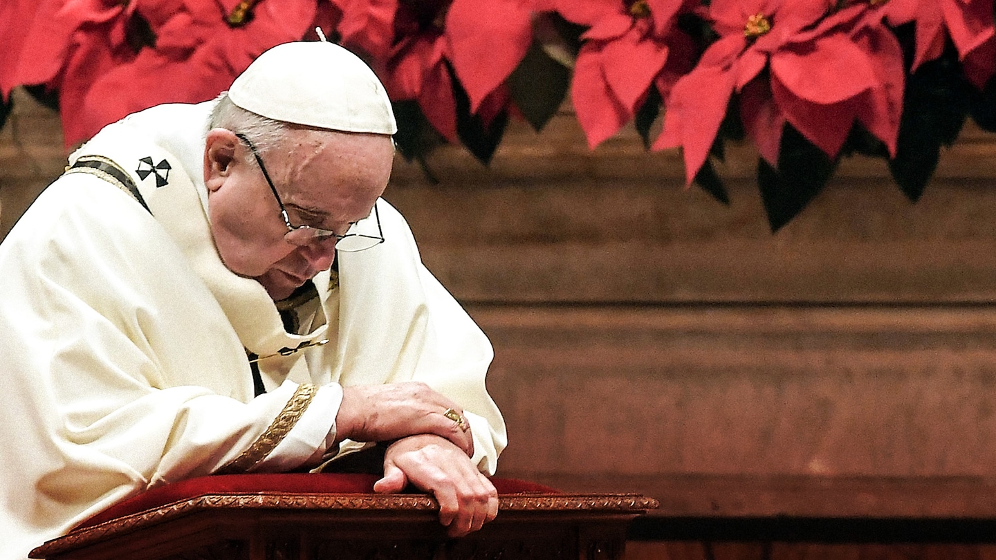 Santa Messa di Natale celebrata da Papa Francesco - RaiPlay