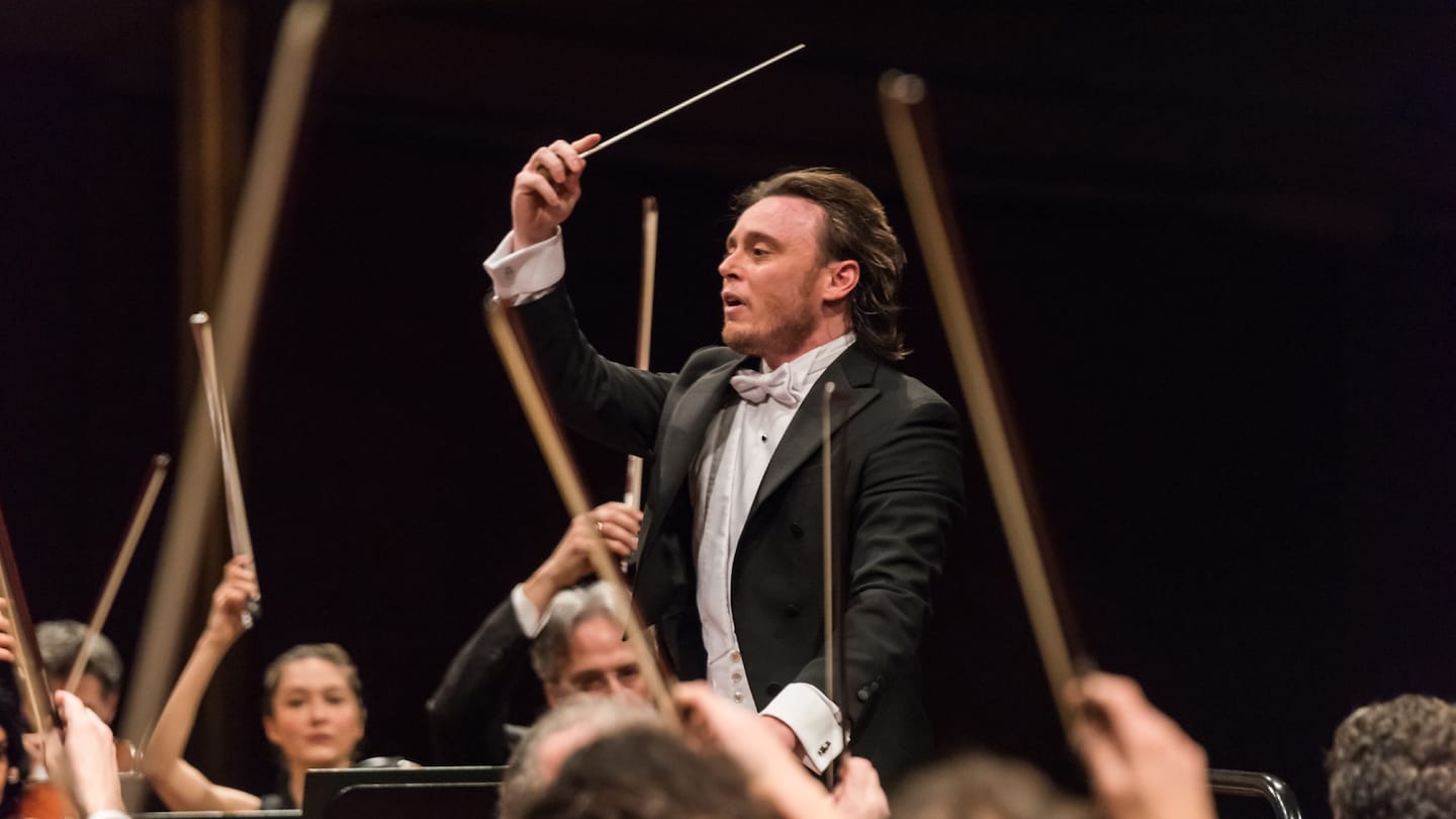 OSN: L'Orchestra Rai celebra Toscanini con Michele Mariotti - RaiPlay