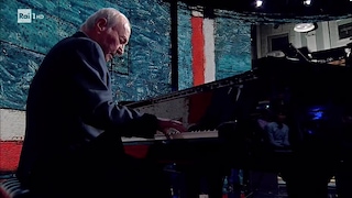 Piero Angela al pianoforte in "As Time Goes By" - 16/12/2018 - RaiPlay