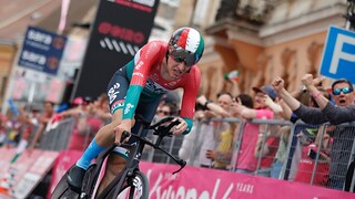 Ciclismo: Giro d'Italia 2022 - Sintesi 2a tappa: Budapest-Budapest (crono) - RaiPlay