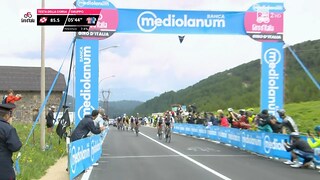 Giro d'Italia 2022 - 20a tappa - Formolo primo al GPM del San Pellegrino, gruppo a quasi 6 minuti - RaiPlay