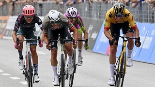 Ciclismo: Giro d'Italia 2022 - Sintesi 18a tappa: Borgo Valsugana-Treviso - RaiPlay