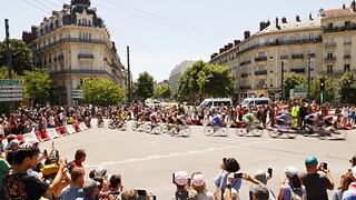 Ciclismo, Tour de France - 13a tappa: Bourg d'Oisans-Saint-Etienne - RaiPlay