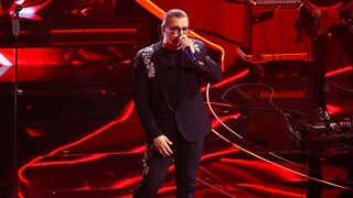 Sanremo 2023 prima serata Gianluca Grignani canta 'Quando ti manca il fiato' - RaiPlay