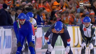 Pattinaggio di velocità - Mondiali 2023: Bronzo di Andrea Giovannini nella mass start maschile - 04 03 2023 - RaiPlay