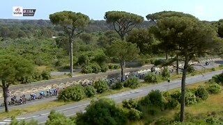 Giro d'Italia 2023 - 21a tappa - Problemi per Gaviria, uno dei candidati alla volata finale - 28 05 2023 - RaiPlay