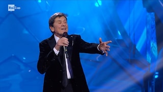 Sanremo 2024 terza serata Gianni Morandi canta "C'era un ragazzo" - RaiPlay