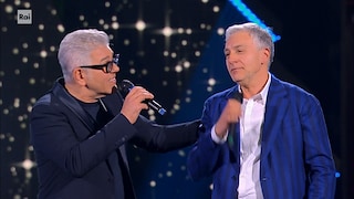 Duetto Antonio Martini e Michele Zarrillo con "Cinque Giorni" - The Voice Senior 01/03/2024 - RaiPlay