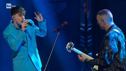 Festival di Sanremo 2023 - LDA con Alex Britti canta 'Oggi sono io' - Video  - RaiPlay